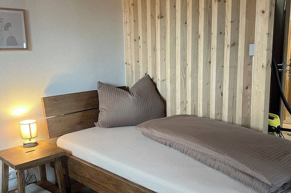 Foto 7 von 30: Ferienwohnung 1 Zi., 1 bis 3 Pers, 35 qm, Balkon, entlang am Fluss, Bodensee nah