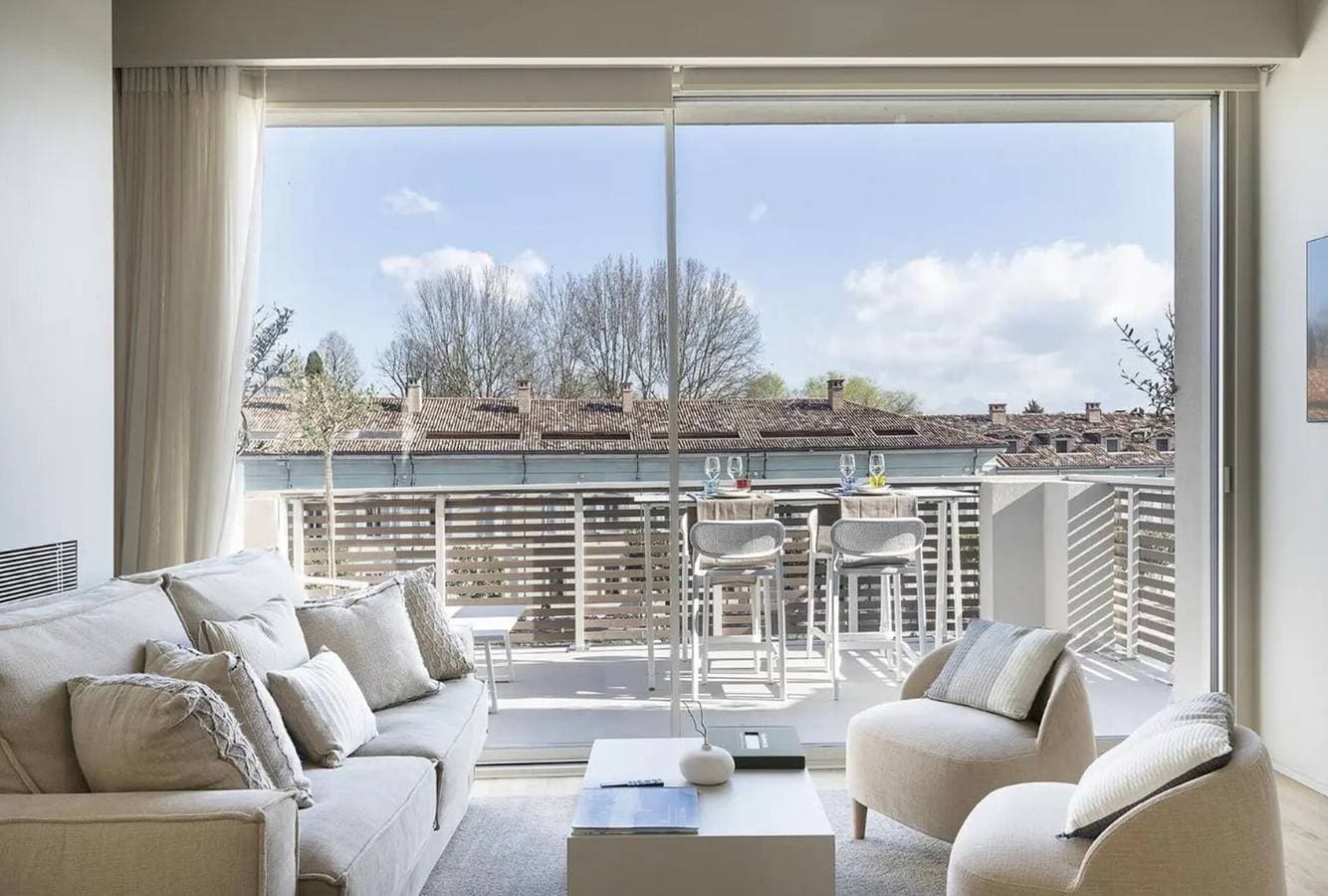 Foto 10 von 37: Apartment 'Palazzo Cordigero - Canale' mit Kanalblick, WLAN und Klimaanlage