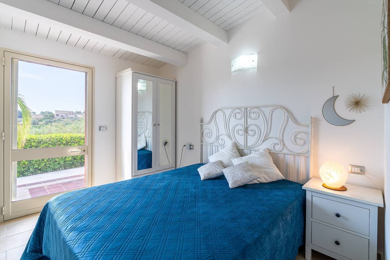 Foto 2 von 29: Doppelzimmer mit gemeinsamer Terrasse, WLAN und Klimaanlage