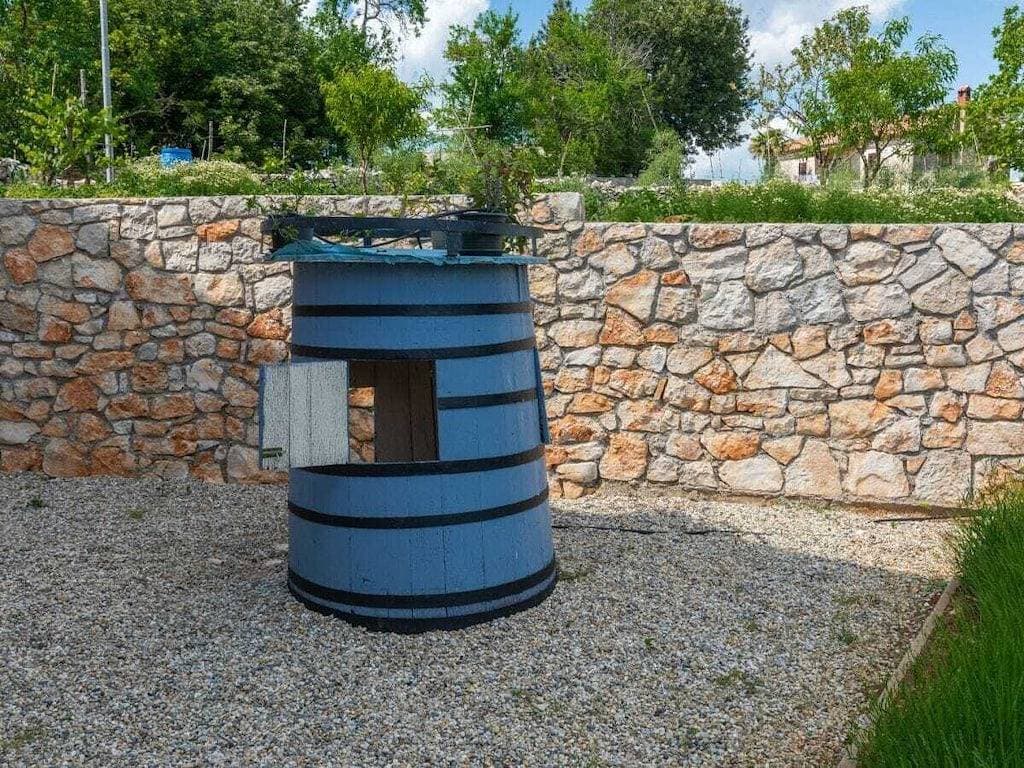 Foto 13 von 37: Villa in Brečevići mit Schwimmbecken