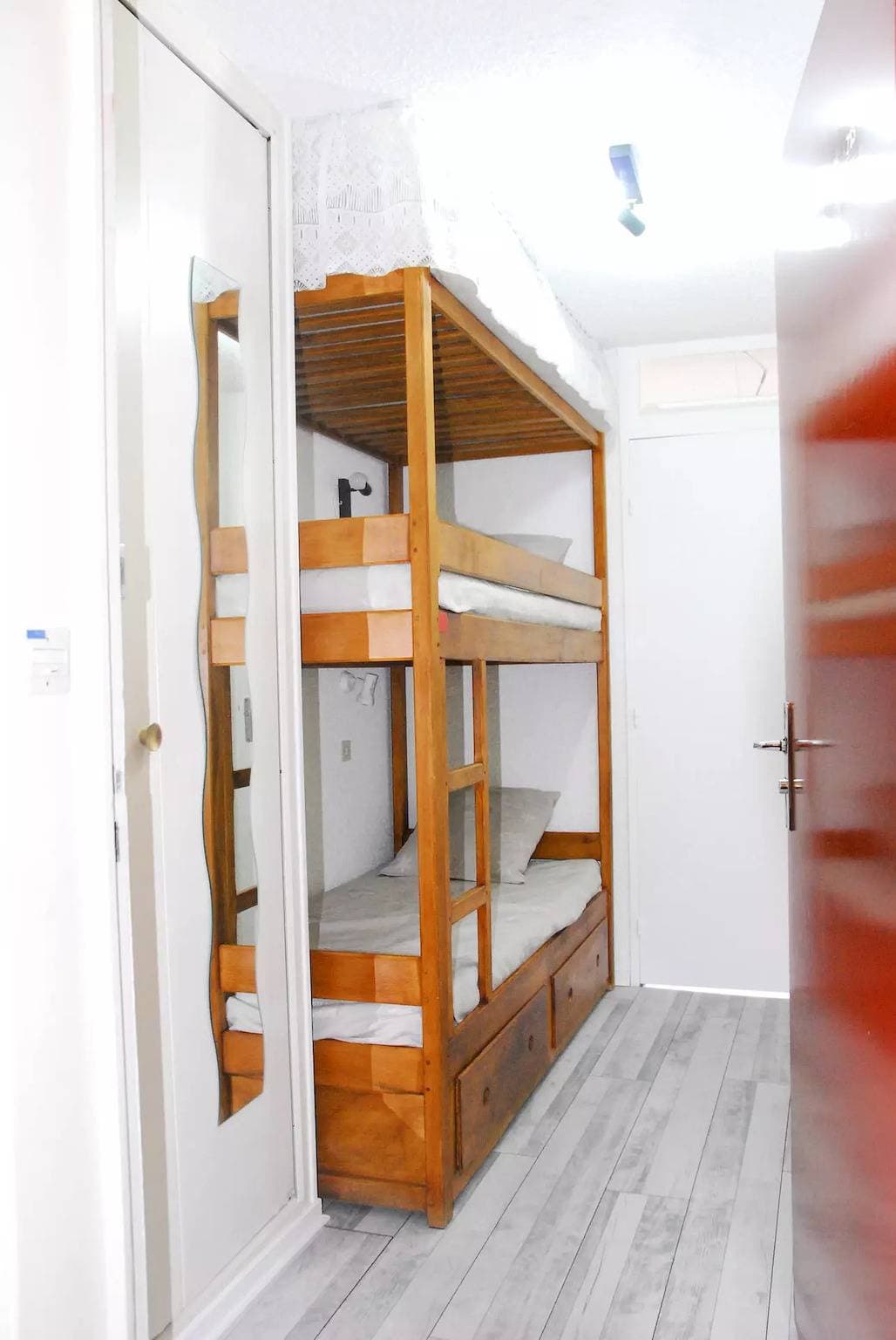 Foto 8 von 15: In der Nähe des Aufzugs, schöne Wohnung, sehr schöne Aussicht