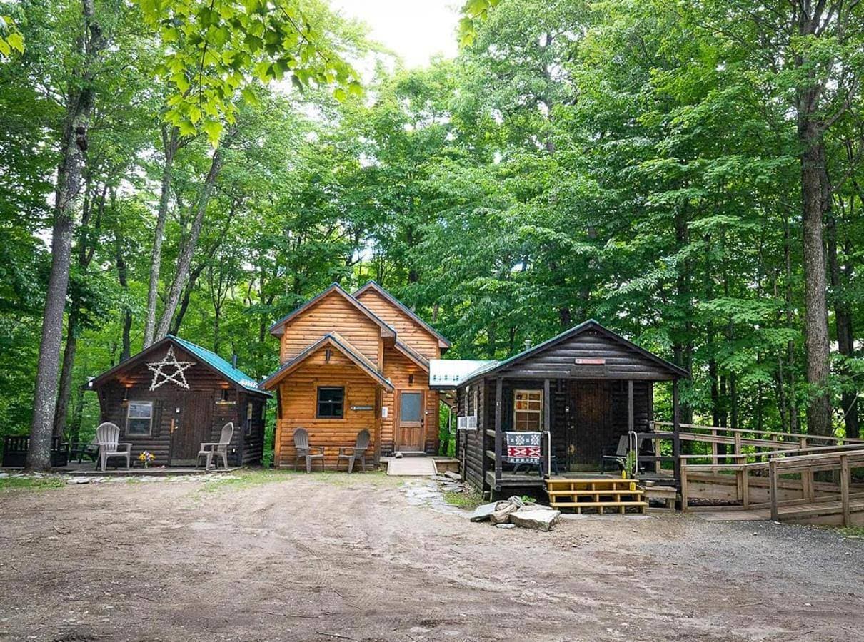 Three Cabins - Pet Friendly & Hot Tub 1