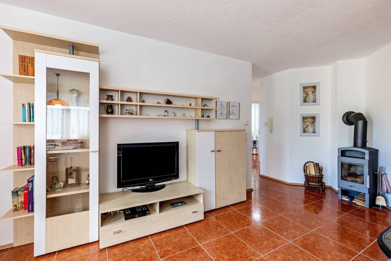Foto 3 von 23: Ferienwohnung 'Ayleen' mit Bergblick, privater Terrasse und WLAN