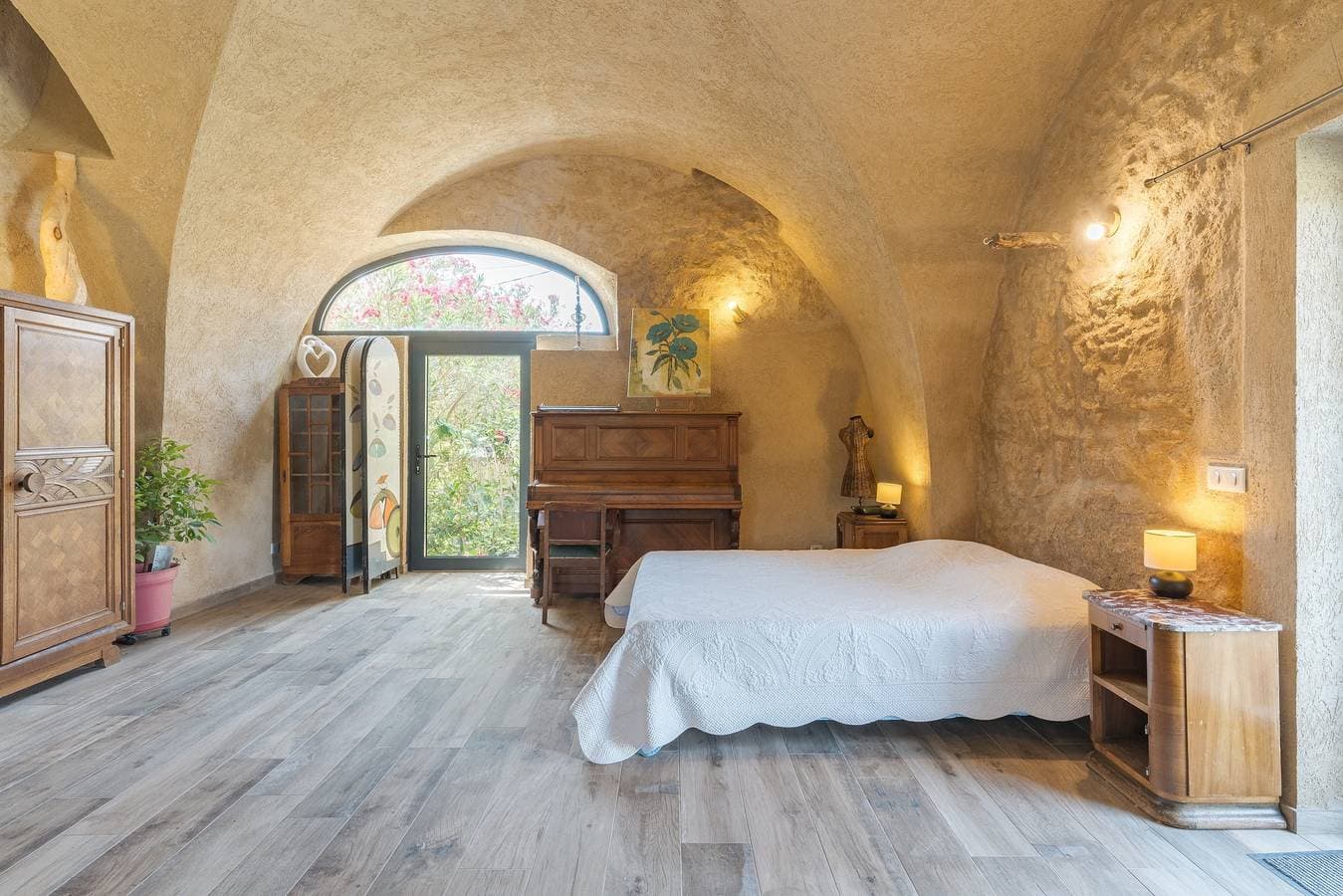 Foto 6 von 21: Einzimmerapartment 'L'Amaryflor' mit privatem Garten
