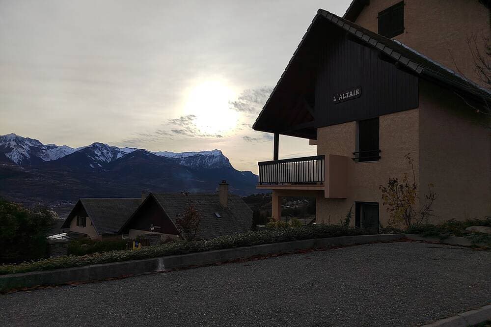 Foto 5 von 8: Résidence Calme à Proximité Immédiate D'un Sentier de Randonnée