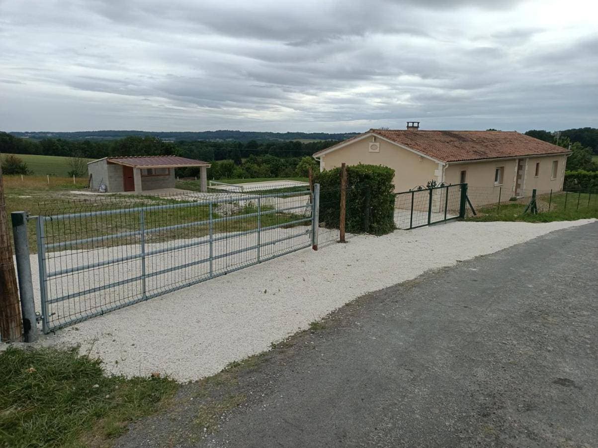 Foto 5 von 12: Four-Bedroom House