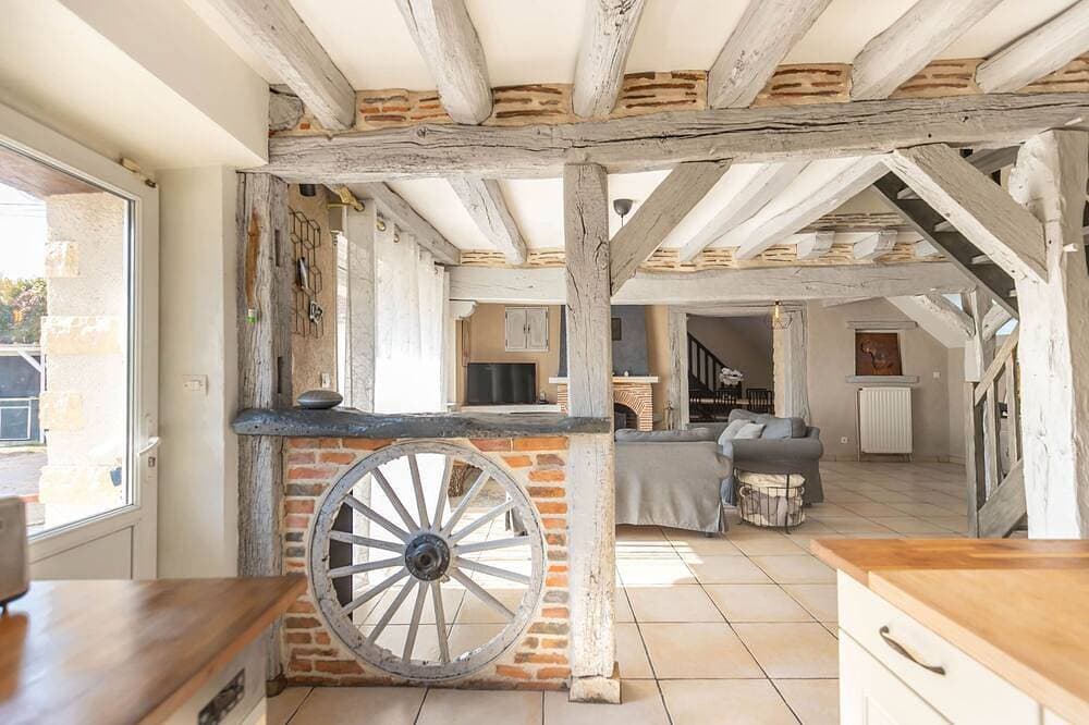 Foto 11 von 30: Ferienhaus-Traditionell-Ensuite mit Dusche-avec Piscine et Mare