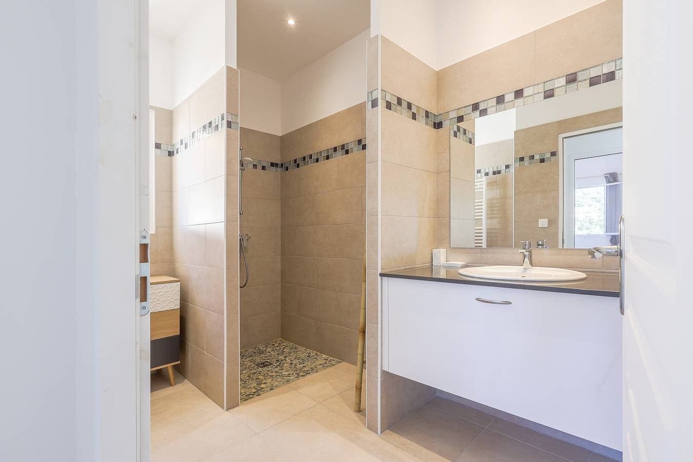 Foto 4 von 15: Ferienwohnung für 4 Personen mit Terrasse