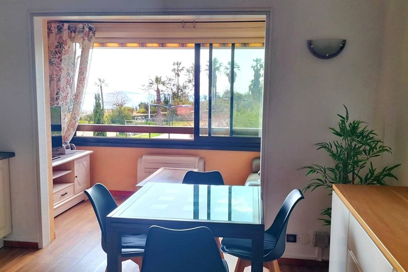 Foto 2 von 13: Ferienwohnung für 2 Personen mit Pool