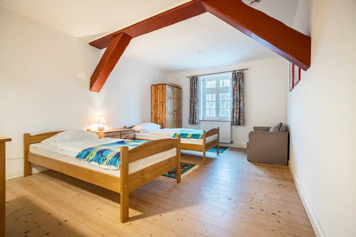 Foto 12 von 37: Ferienwohnung "Kemenate" - individuelle Wohnung unterm Dach