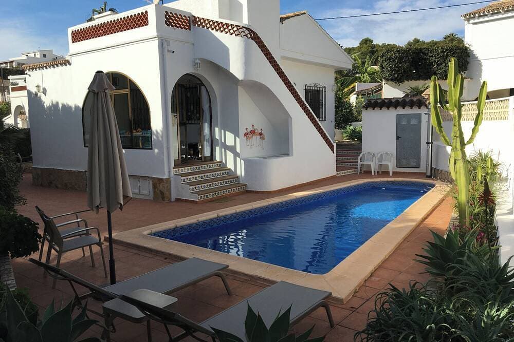 Benissa Vacation villa rental near beach, private pool, internet access, aircon 1