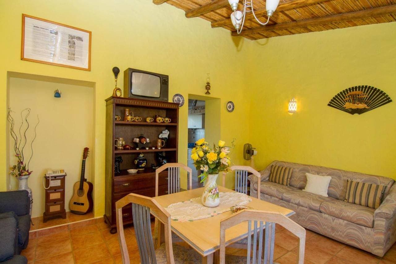 Foto 2 von 5: Villa