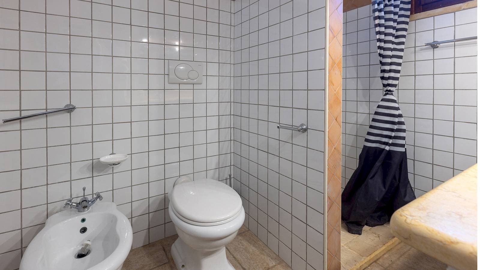 Foto 8 von 27: Villa für 4 Personen mit Terrasse