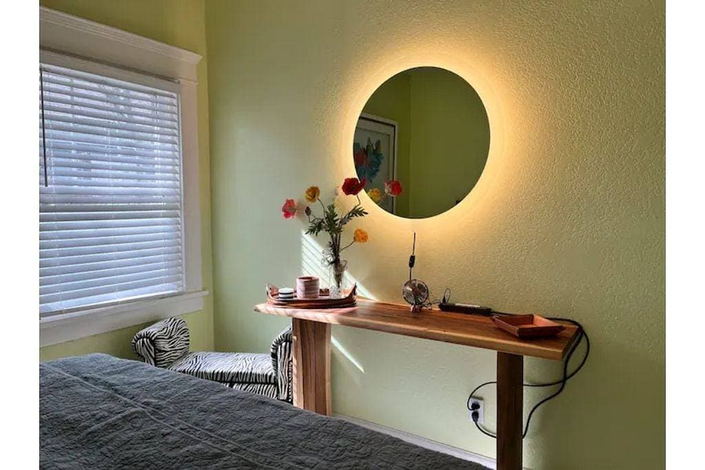 Boho noc Game Room pets welcome king beds freeW/D 1
