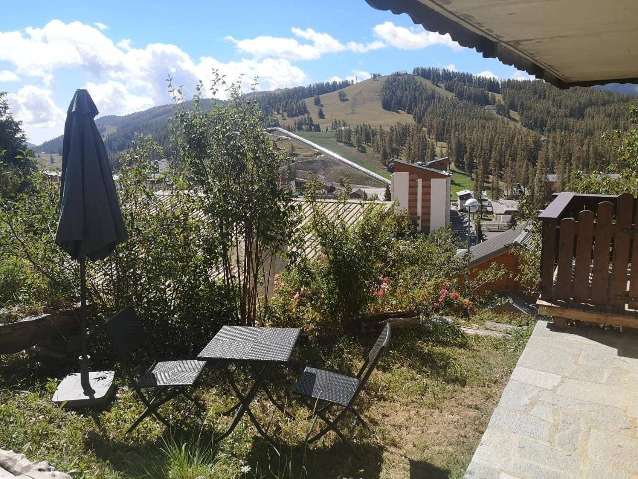 Foto 10 von 14: Apartment with Mountain View