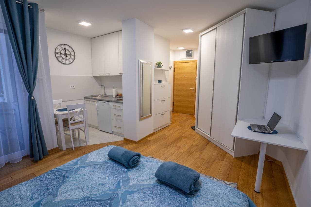 Sky Apartments Novi Sad 1