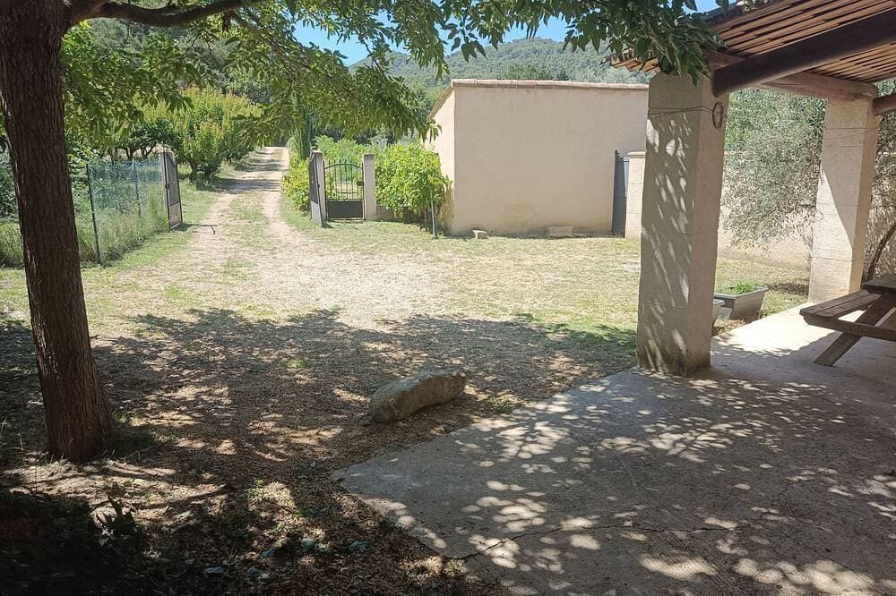 Foto 9 von 28: 🌿 Gîte \"L'Olivier\" - Le Mas des Charrettes