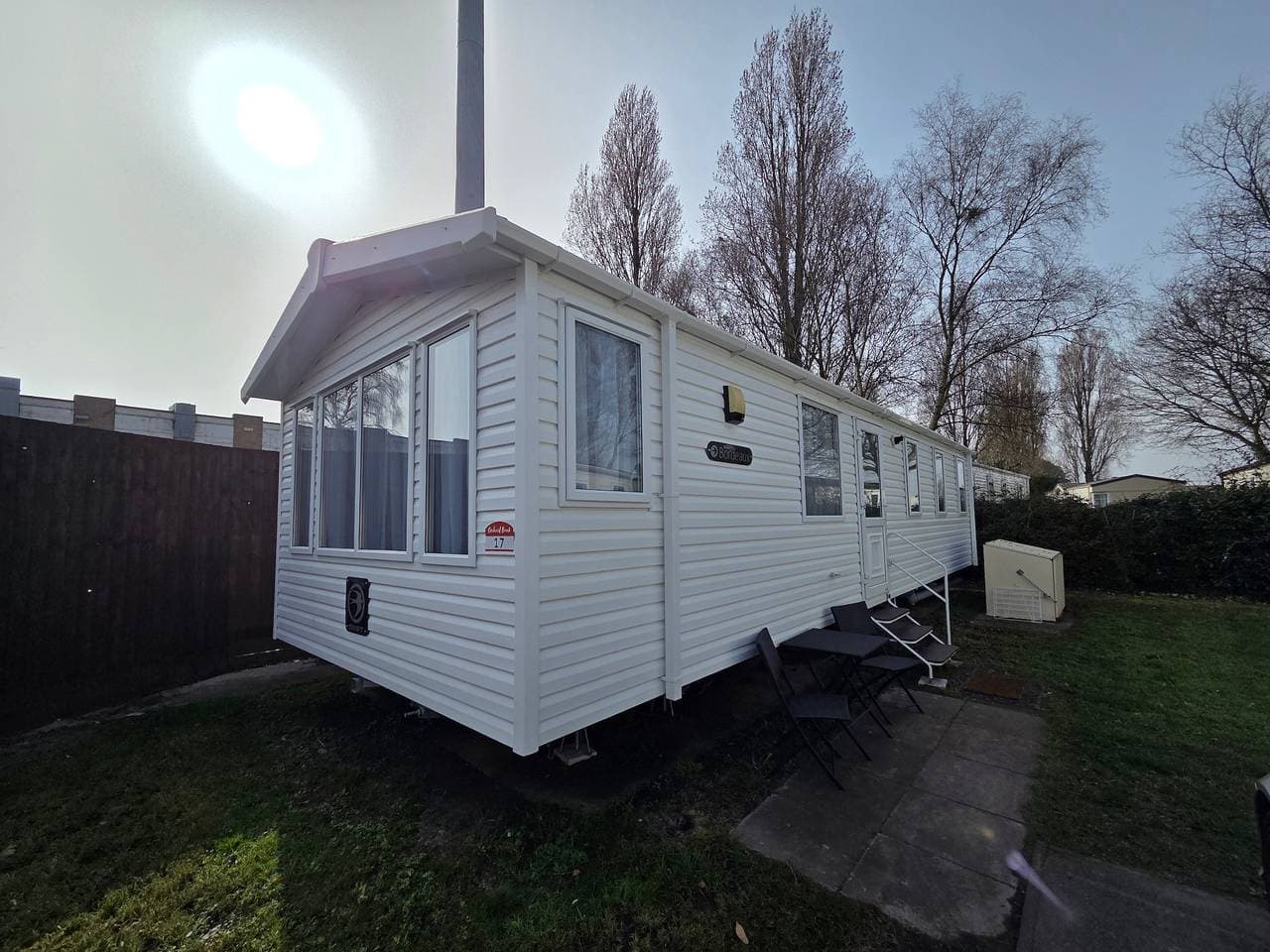 Foto 4 von 15: Blockhütte für 6 Personen mit Terrasse