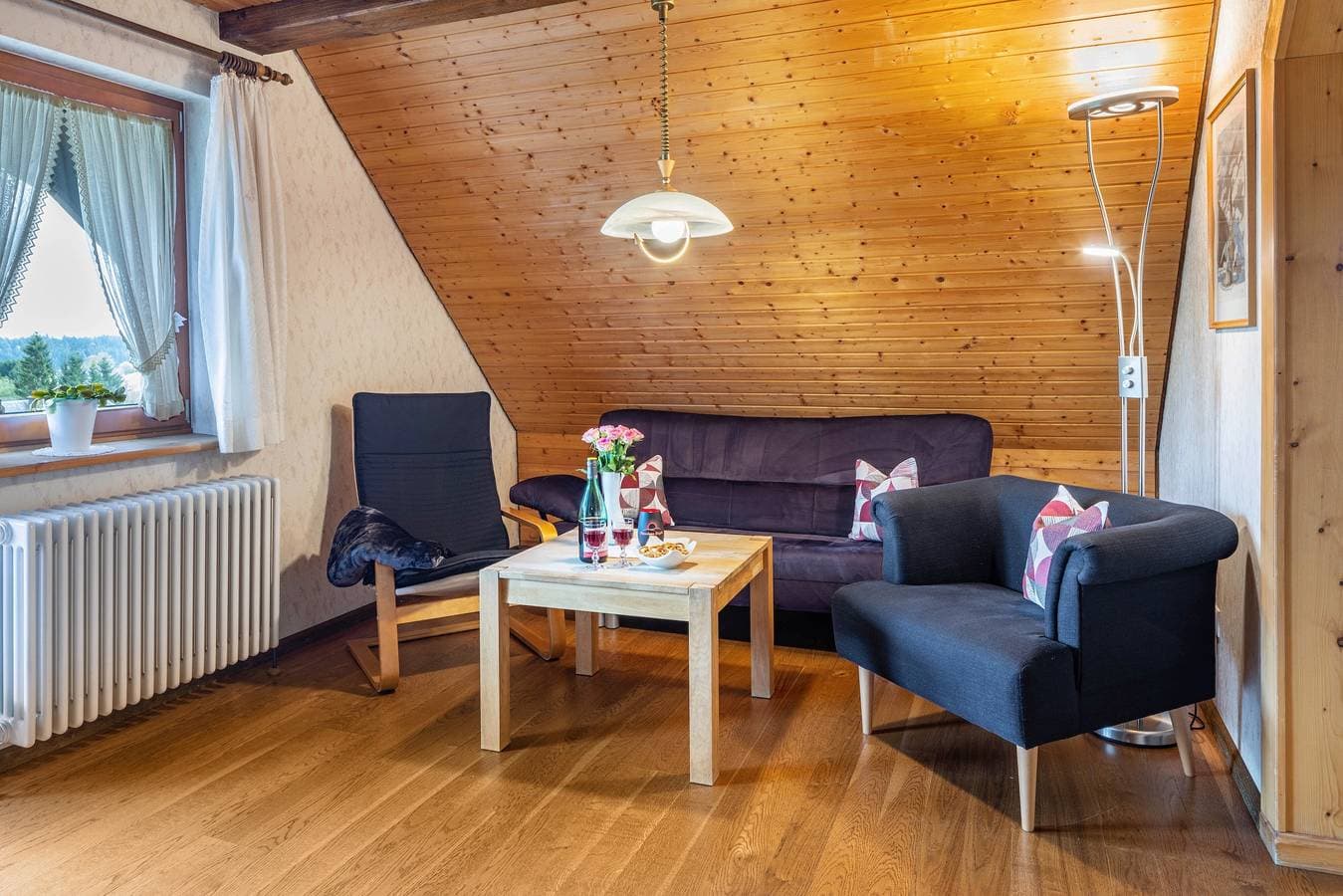 Foto 6 von 31: Ferienwohnung 'Morgensonne' mit Bergblick, Gemeinschaftsgarten und WLAN