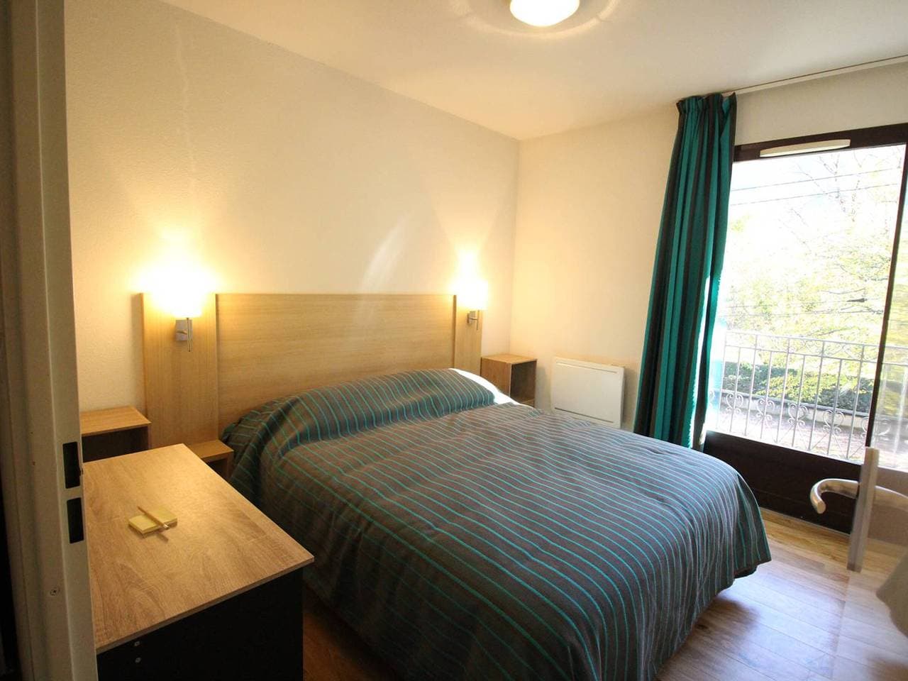Foto 3 von 14: Charmantes 2-Zimmer mit Balkon, Parkplatz, nahe beim Park