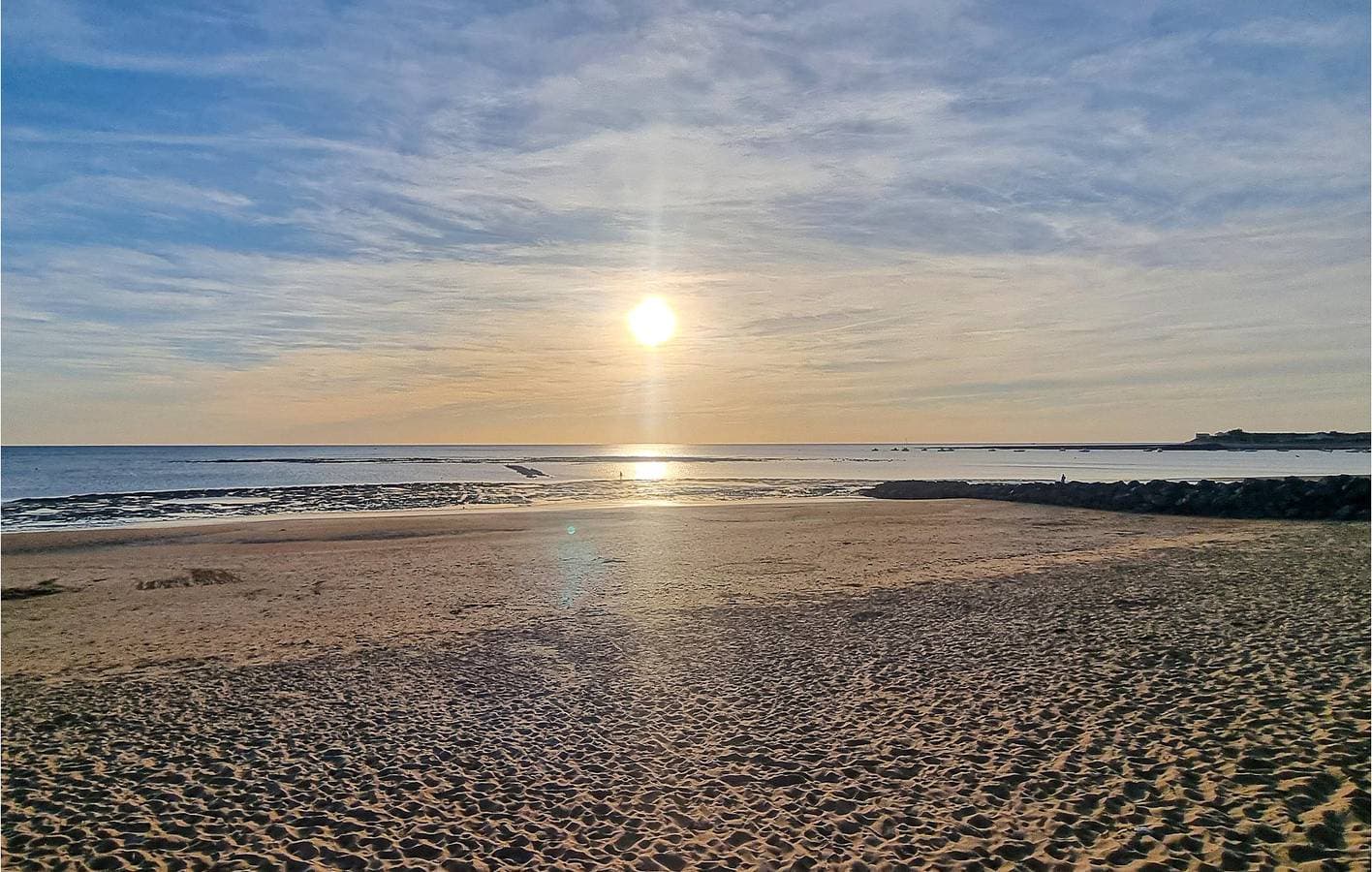 Foto 8 von 33: Gemütliches Strand-Apartment mit Annehmlichkeiten und Parkplatz