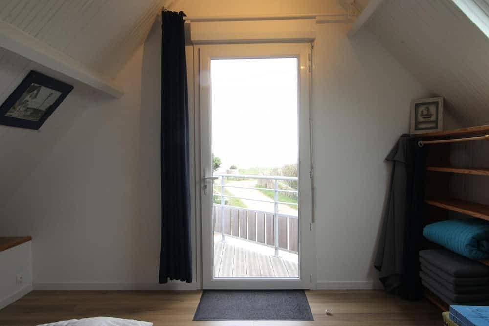 Foto 4 von 18: Geräumiges Ferienhaus mit Terrasse und Garten, 10 km vom D-Day-Strand