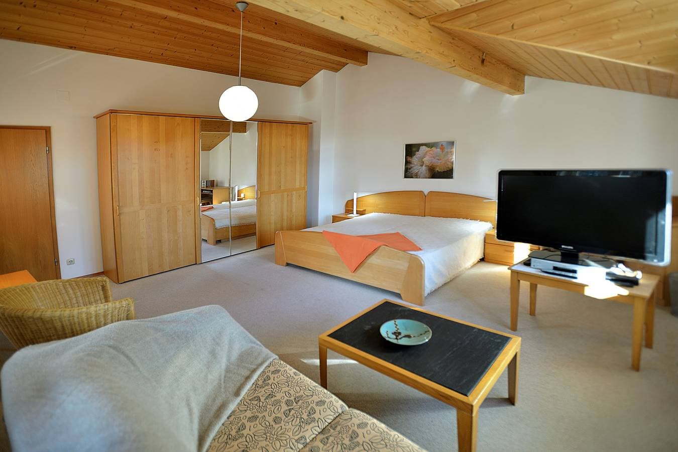 Foto 2 von 9: Haus Johanna - Ferienwohnung 50qm, mit Balkon