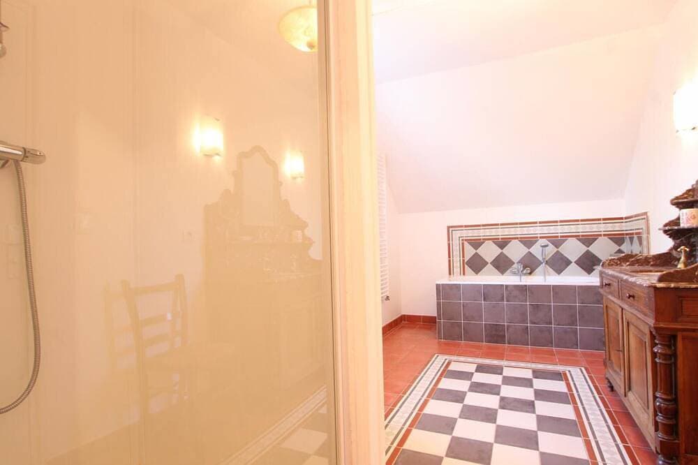 Foto 6 von 21: Gemütliches Steinhaus mit Garten, Haustiere erlaubt in La Hague