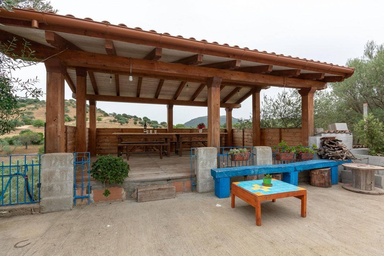 Foto 11 von 26: Villa Jumpadu komplett von der Natur umgeben