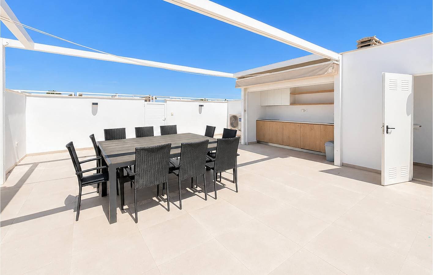 Foto 2 von 18: Geräumige 139 m² große Wohnung mit Pool und Terrasse in der Nähe von Pilar de la Horadada