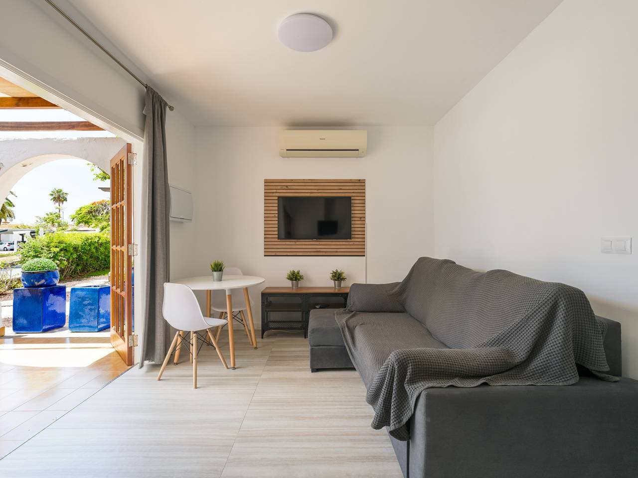Foto 5 von 23: Relax area - refurbished bungalow