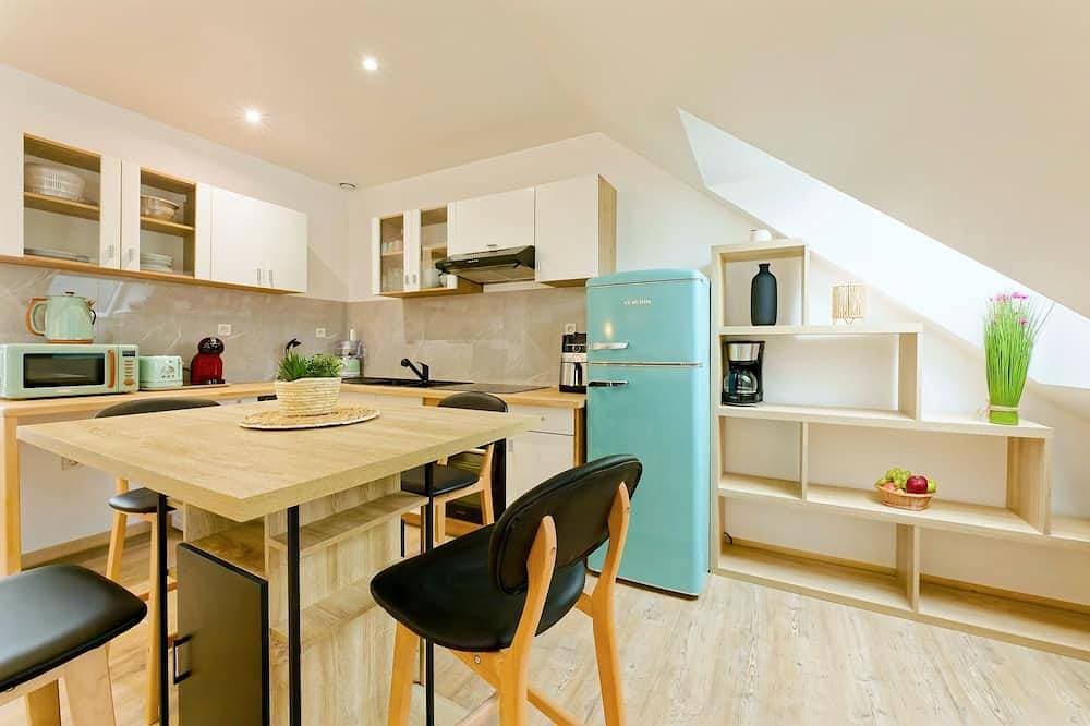 Studio Brume  In the heart of PORTBAILAccess to the swimming pool 1