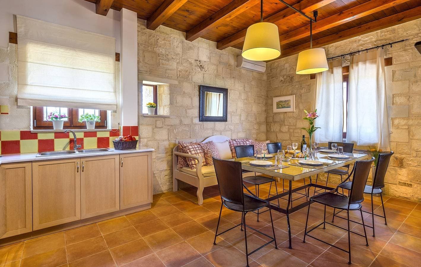 Foto 11 von 24: Villa für 8 Personen mit Balkon