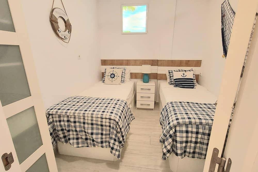 Foto 6 von 30: Neu !! 2 min Strand. WIFI 2 v.Chr 2 schlafzimmer 3 Pools. Große Terrasse, Garten