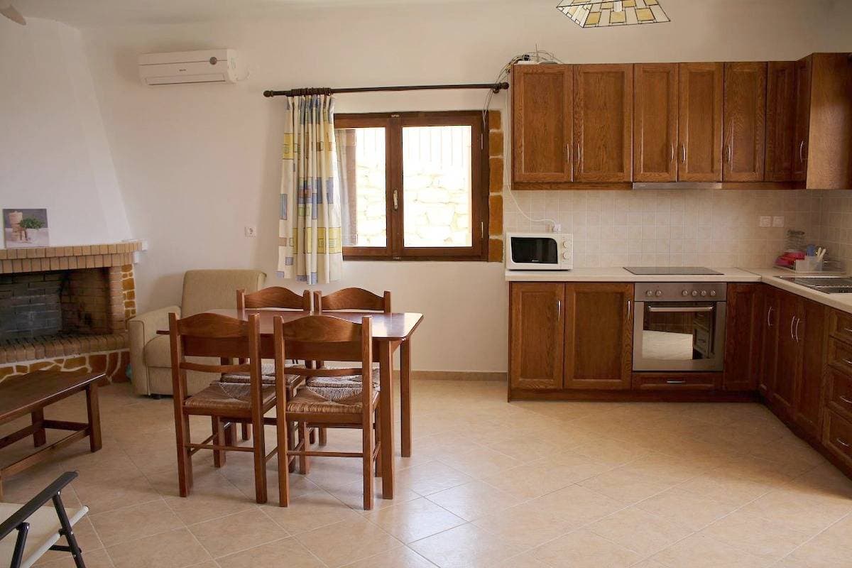 Foto 10 von 41: Ferienwohnung im Grünen mit Pool, großer Garten, Wifi | Triopetra, Kreta