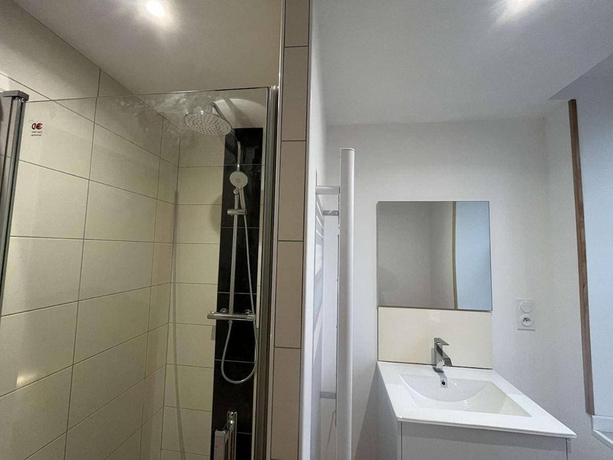 Foto 5 von 19: One-Bedroom Apartment