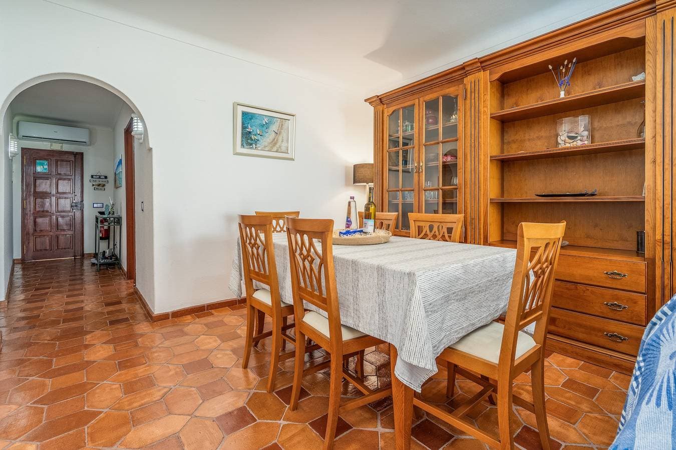 Foto 6 von 28: Ferienwohnung 'Casa verão Azul - Porches' mit Gemeinschaftspool, privater Terrasse und WLAN