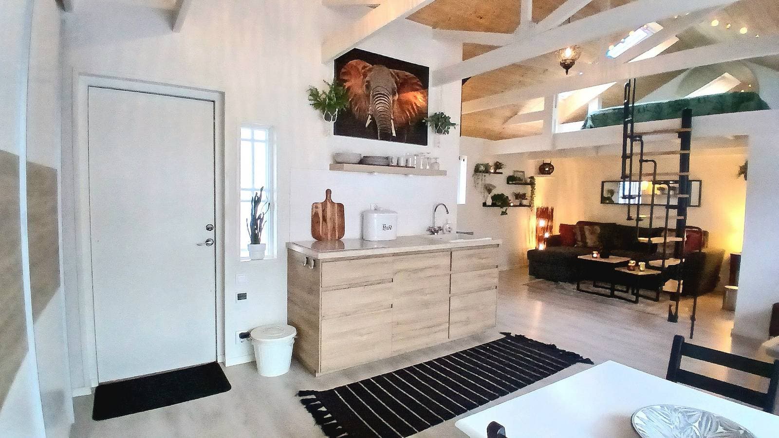 Foto 13 von 47: Lodge für 4 Personen mit Whirlpool