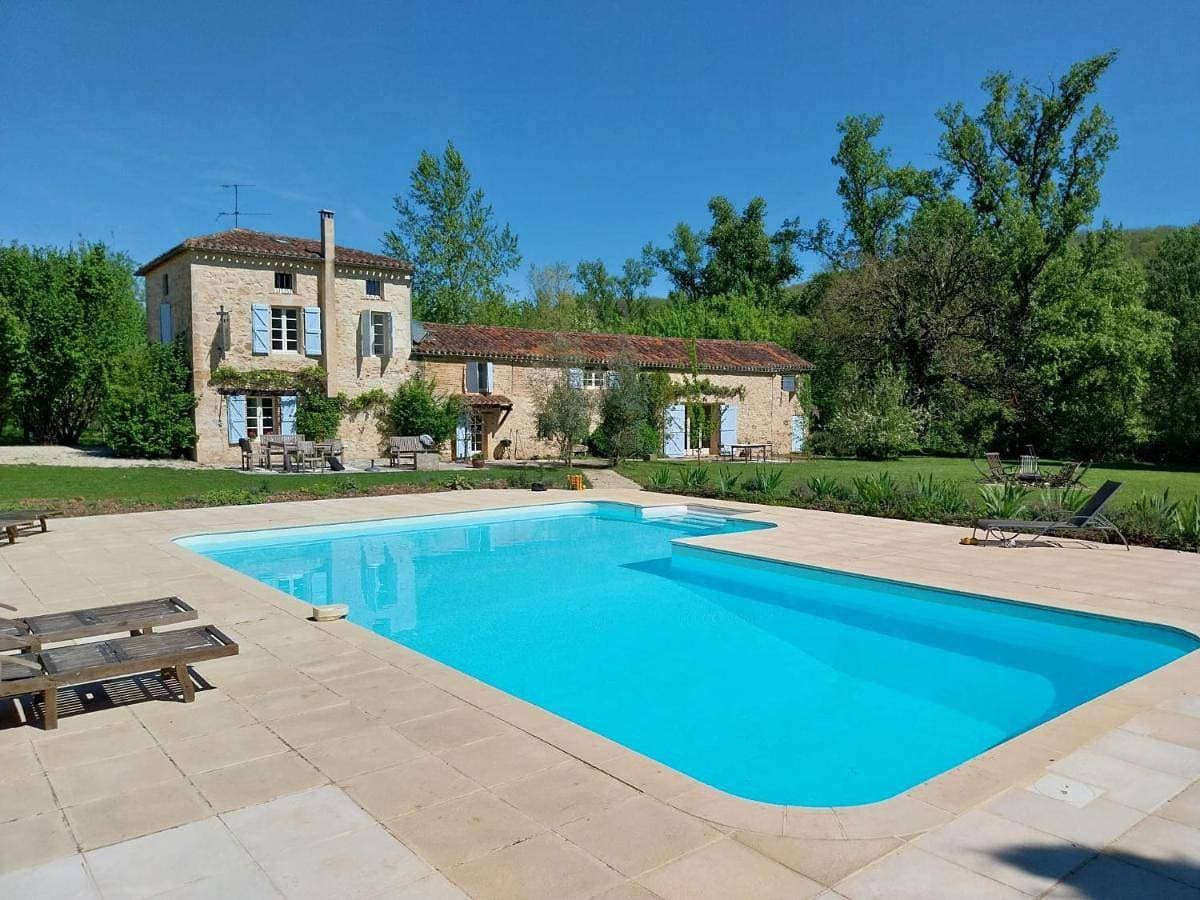 Large farmhouse on the river, with private pool 1