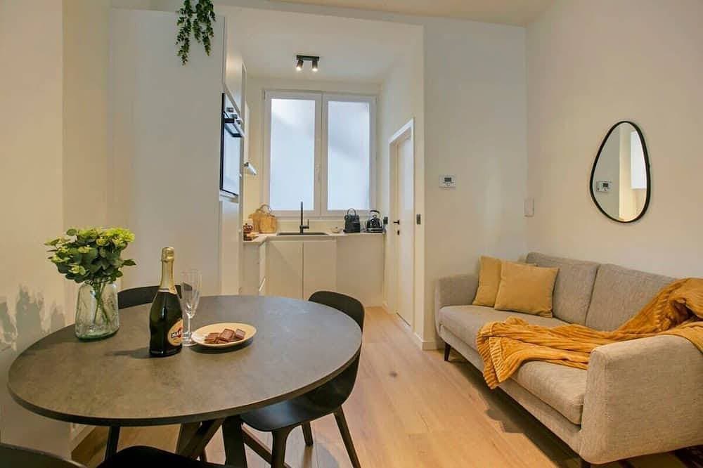 One-Br Getaway in Antwerp + free parking 1