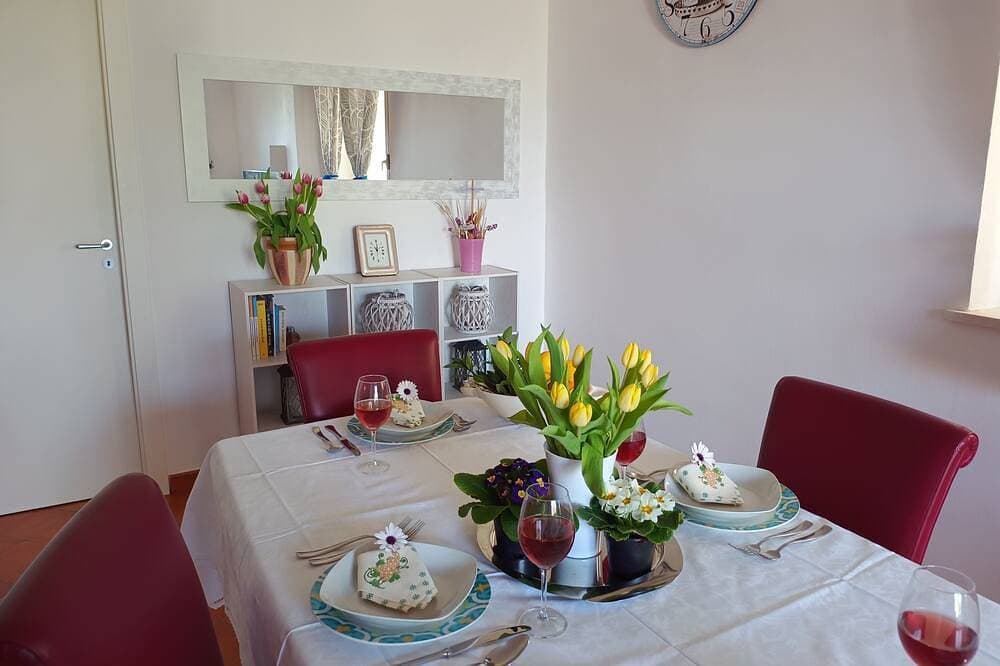 Foto 13 von 30: Ein Garten in der Sonne, das kristallklare Meer, entspannend