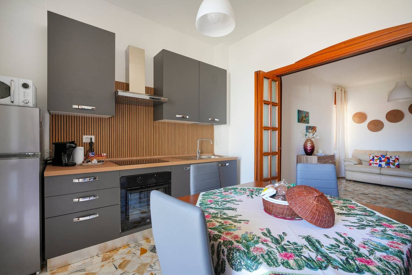 Foto 7 von 22: Zimmer 'Casa Merlino - Matrimoniale' mit Balkon, WLAN und Klimaanlage
