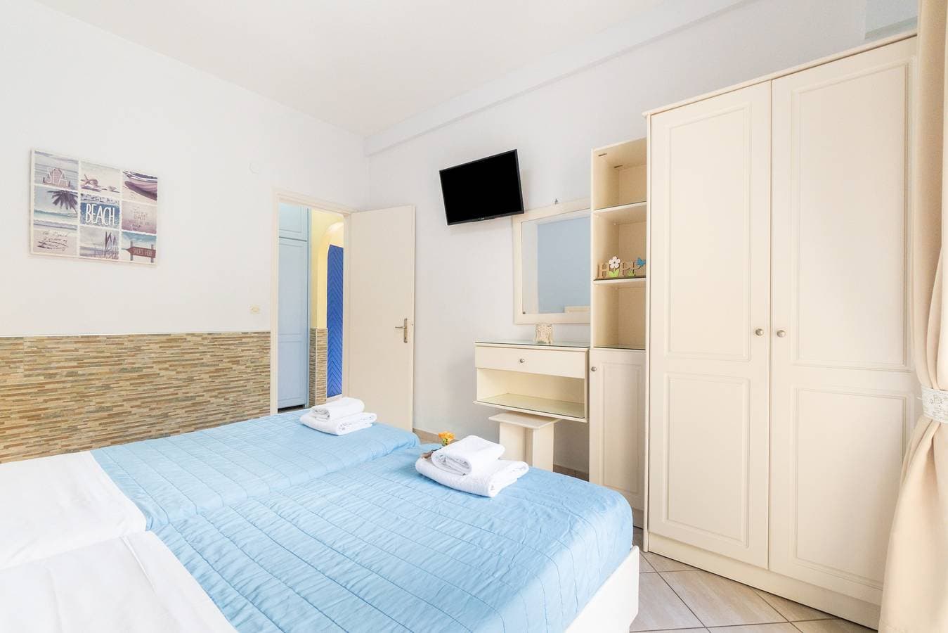 Foto 13 von 20: Ferienwohnung 'Angelina' mit Bergblick, WLAN und Klimaanlage