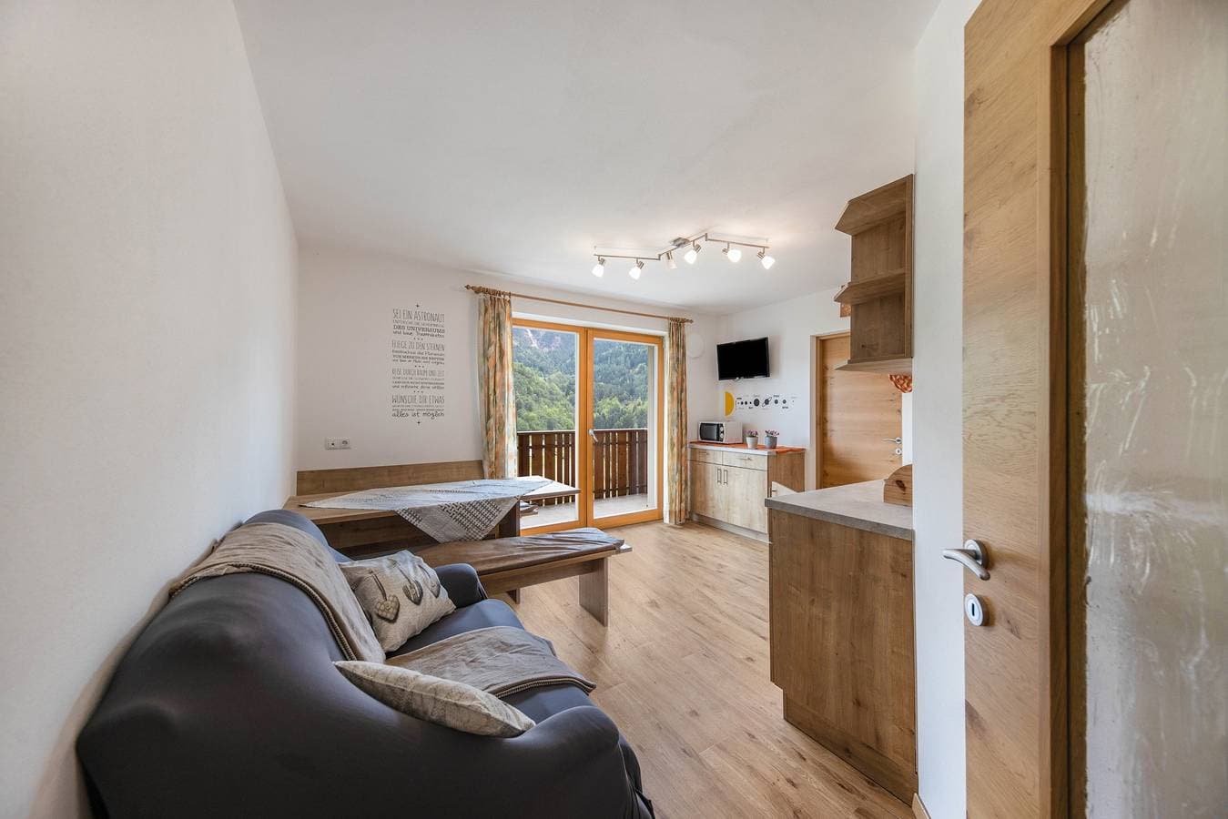 Foto 5 von 22: Ferienwohnung "Tschafon Oberparnaihof" mit Bergblick, Terrasse & WLAN