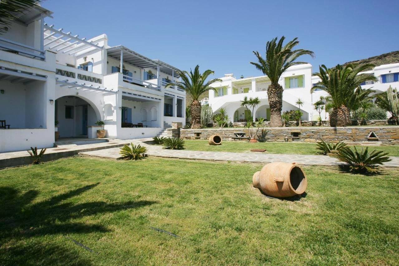 Porto Raphael Residences & Suites 1