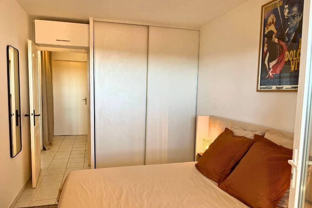 Foto 4 von 11: Cocoon for two with large terrace & view - Golfe de Saint-Tropez
