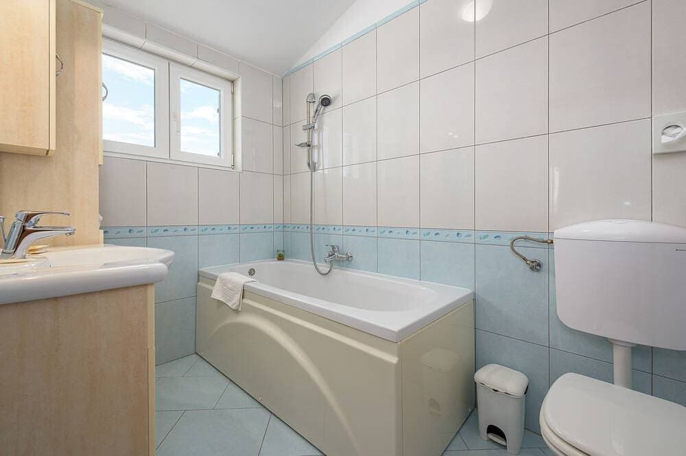 Foto 4 von 19: 2-Zimmer-Ferienwohnung mit Pool Basanija, Umag
