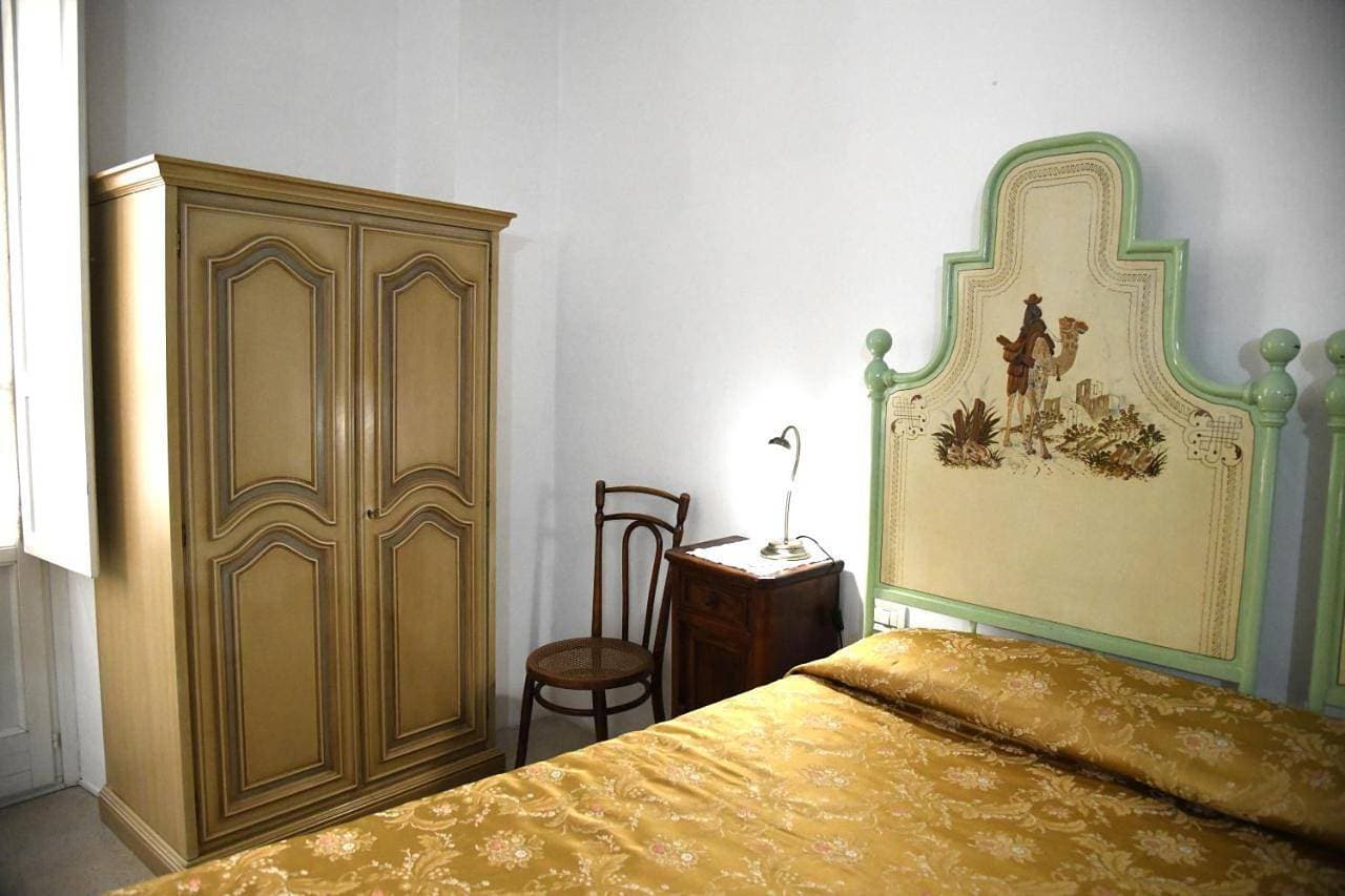 Foto 9 von 11: Double Room with Private Bathroom