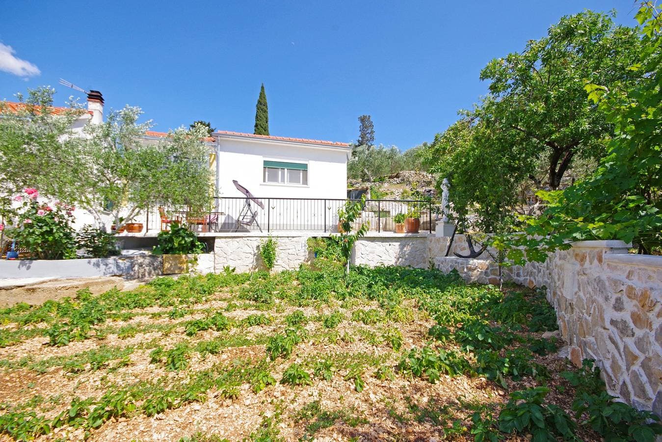 Foto 2 von 37: 1-Zimmer-Haus mit Terrasse Trogir K-15319