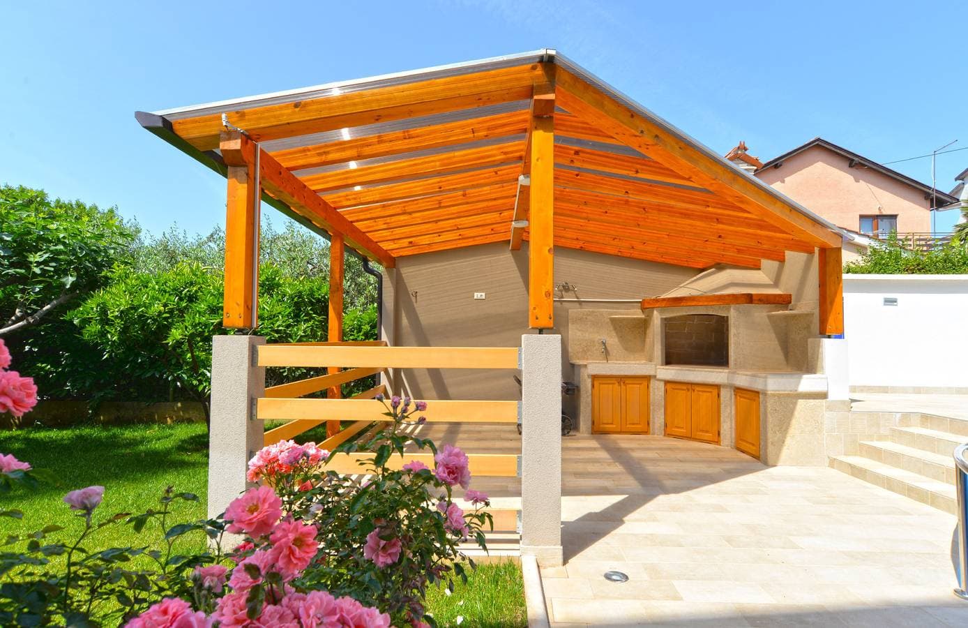 Foto 11 von 25: Ferienwohnung für 3 Personen mit Pool